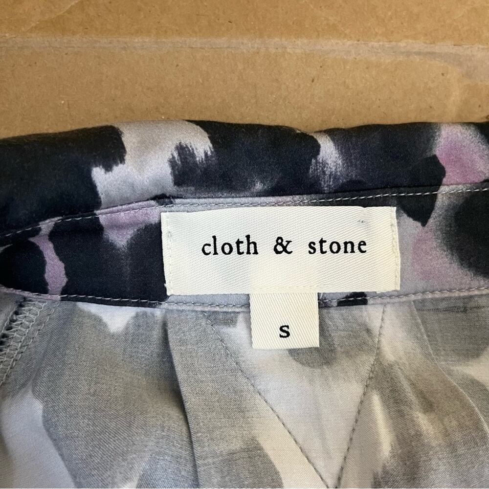 Cloth & Stone Grey Leopard Print Button Down Shirt - image 7